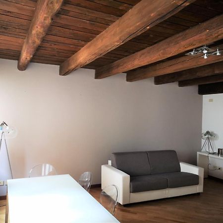 Palazzo Bargellini Panzacchi Apartments โบโลญญา ภายนอก รูปภาพ